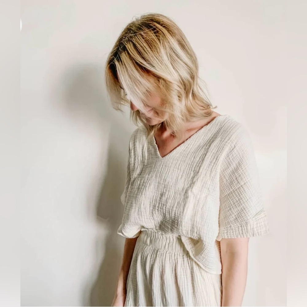 Pokoloko crinkle top in cream